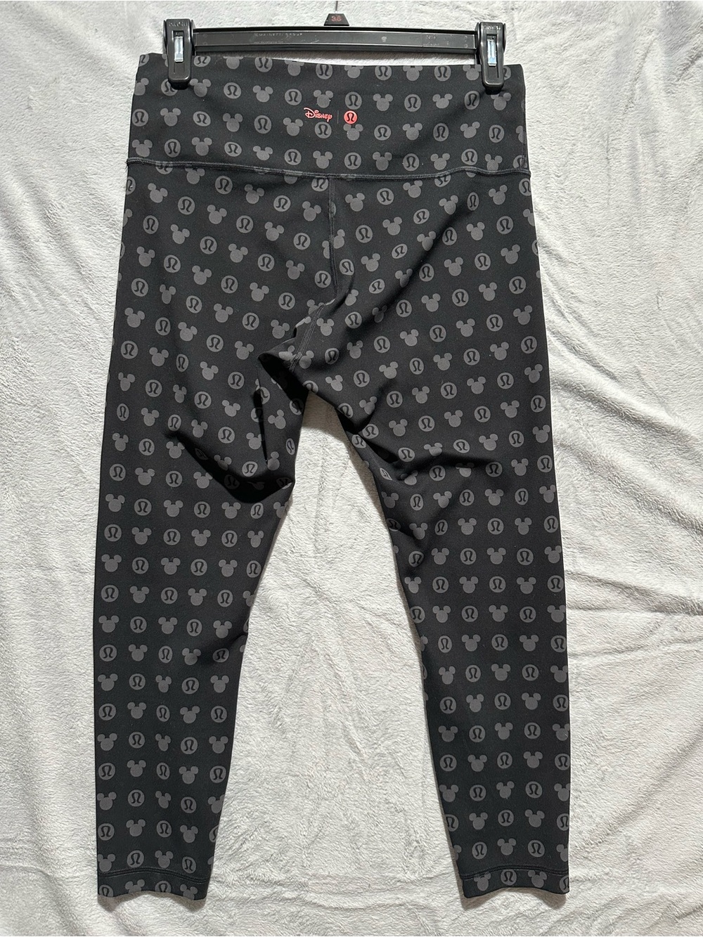 Lululemon x Disney Wunder Train Leggings 25 Mickey Print Size 14